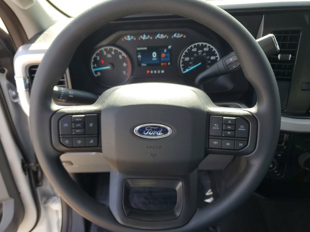 New 2026 Ford F350 4x4 Crew Cab Super Duty image 17