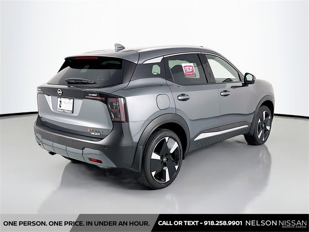 New 2025 Nissan Kicks SR w/ SR Premium Package image 5