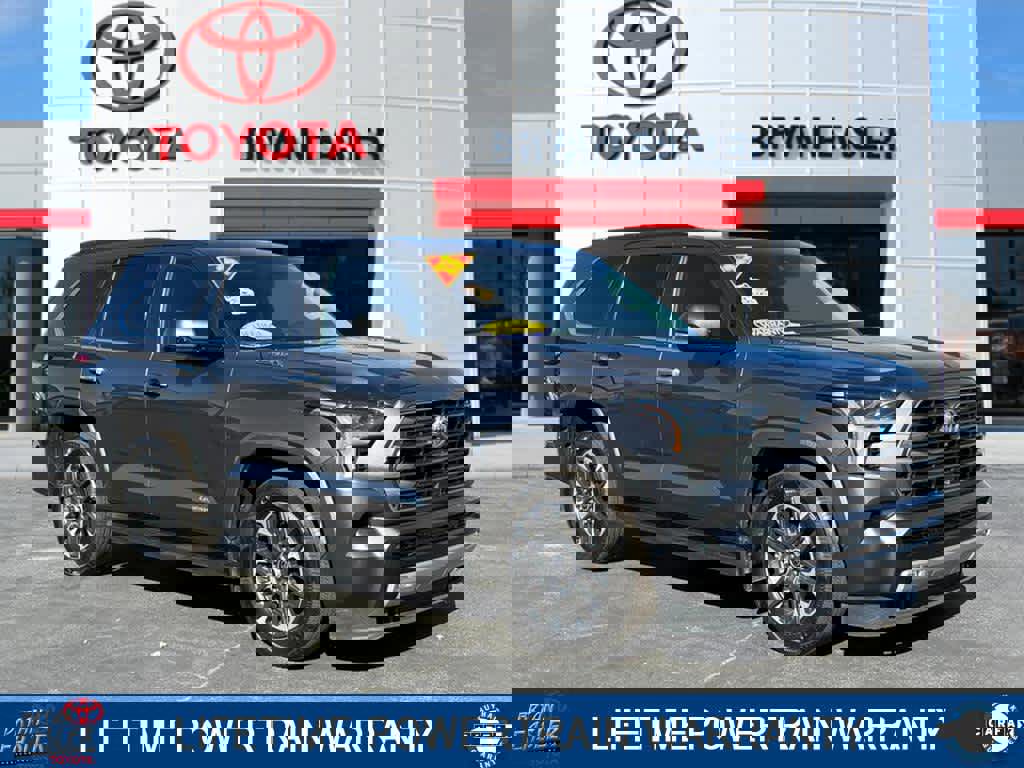 Used 2023 Toyota Sequoia Limited image 1