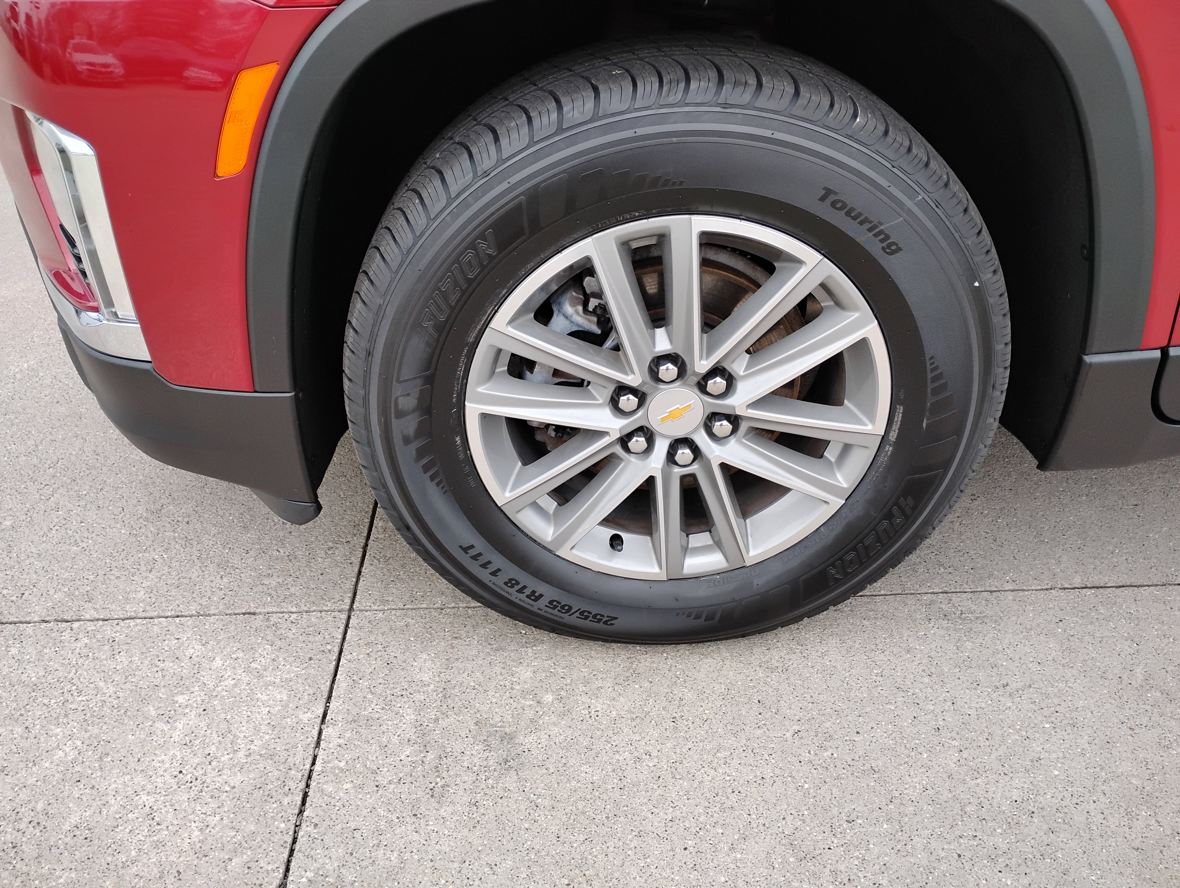 Used 2023 Chevrolet Traverse LT w/ LPO, Floor Liner Package image 23