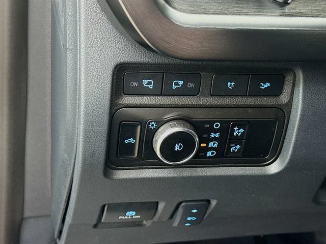 Used 2023 Ford F250 Lariat w/ Lariat Ultimate Package AWD/4WD image 10