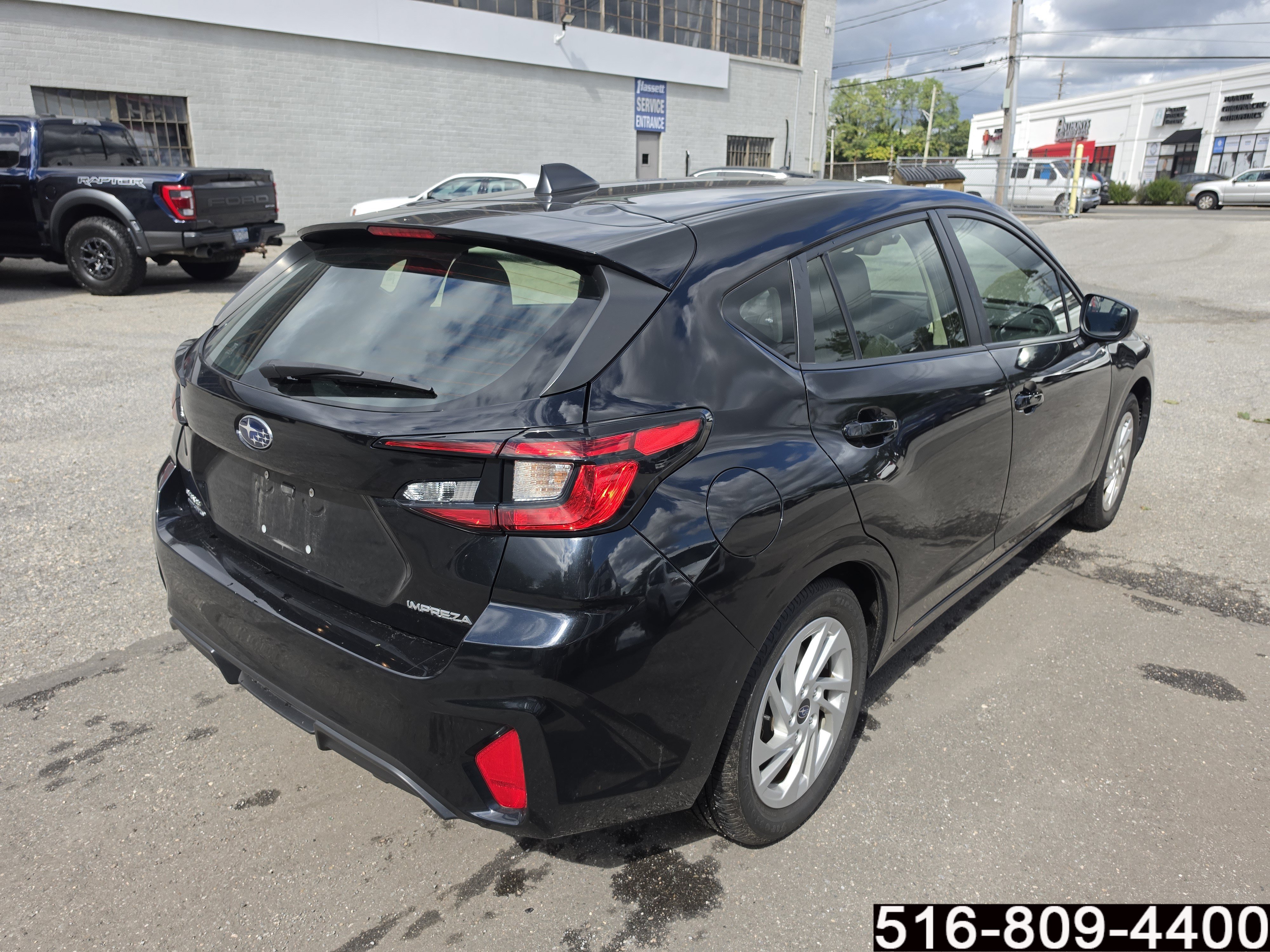 Used 2024 Subaru Impreza 2.0i AWD/4WD image 4