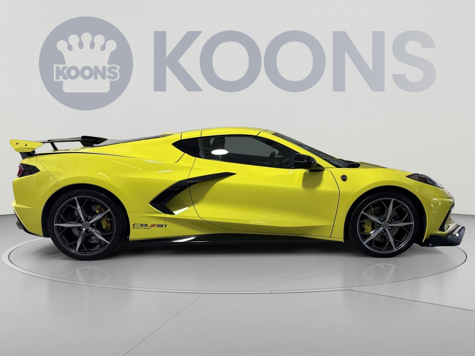 Used 2020 Chevrolet Corvette Stingray Premium Cpe w/ 3LT Preferred Equipment Group RWD image 12