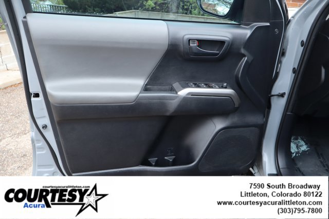 Used 2021 Toyota Tacoma SR5 RWD image 22