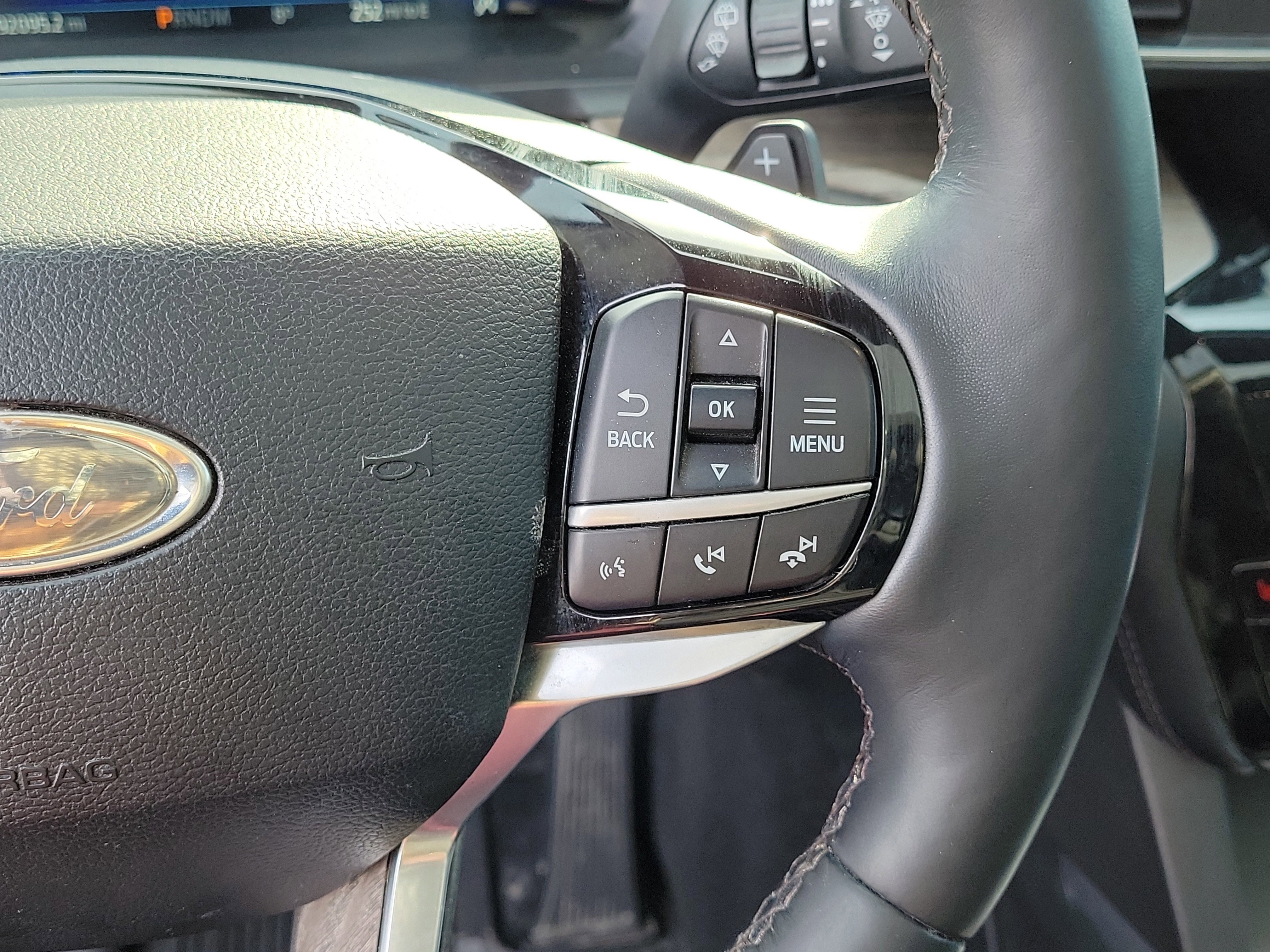 Used 2021 Ford Explorer Platinum w/ Equipment Group 601A image 27