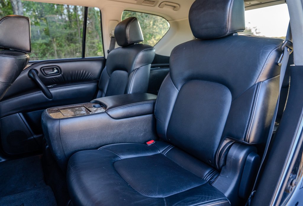 Used 2017 INFINITI QX80 2WD w/ Driver Assistance Package image 29