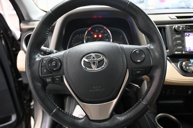 Used 2014 Toyota RAV4 Limited image 23