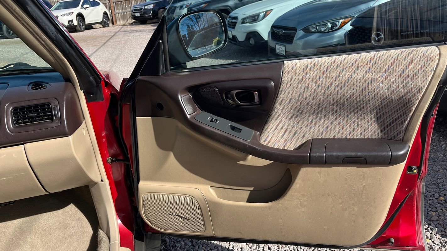 Used 2000 Subaru Forester S image 11