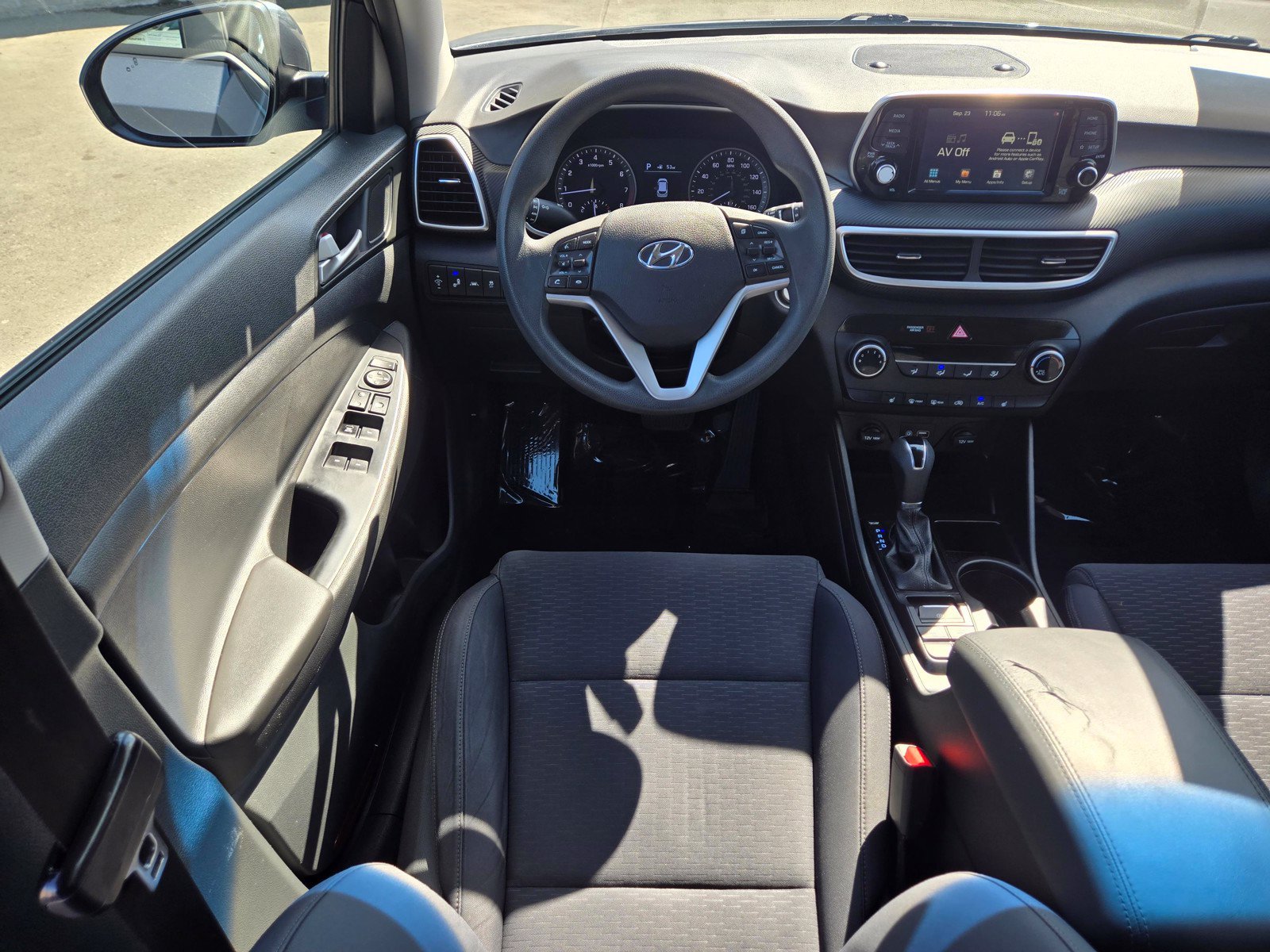 Used 2021 Hyundai Tucson Value FWD image 16