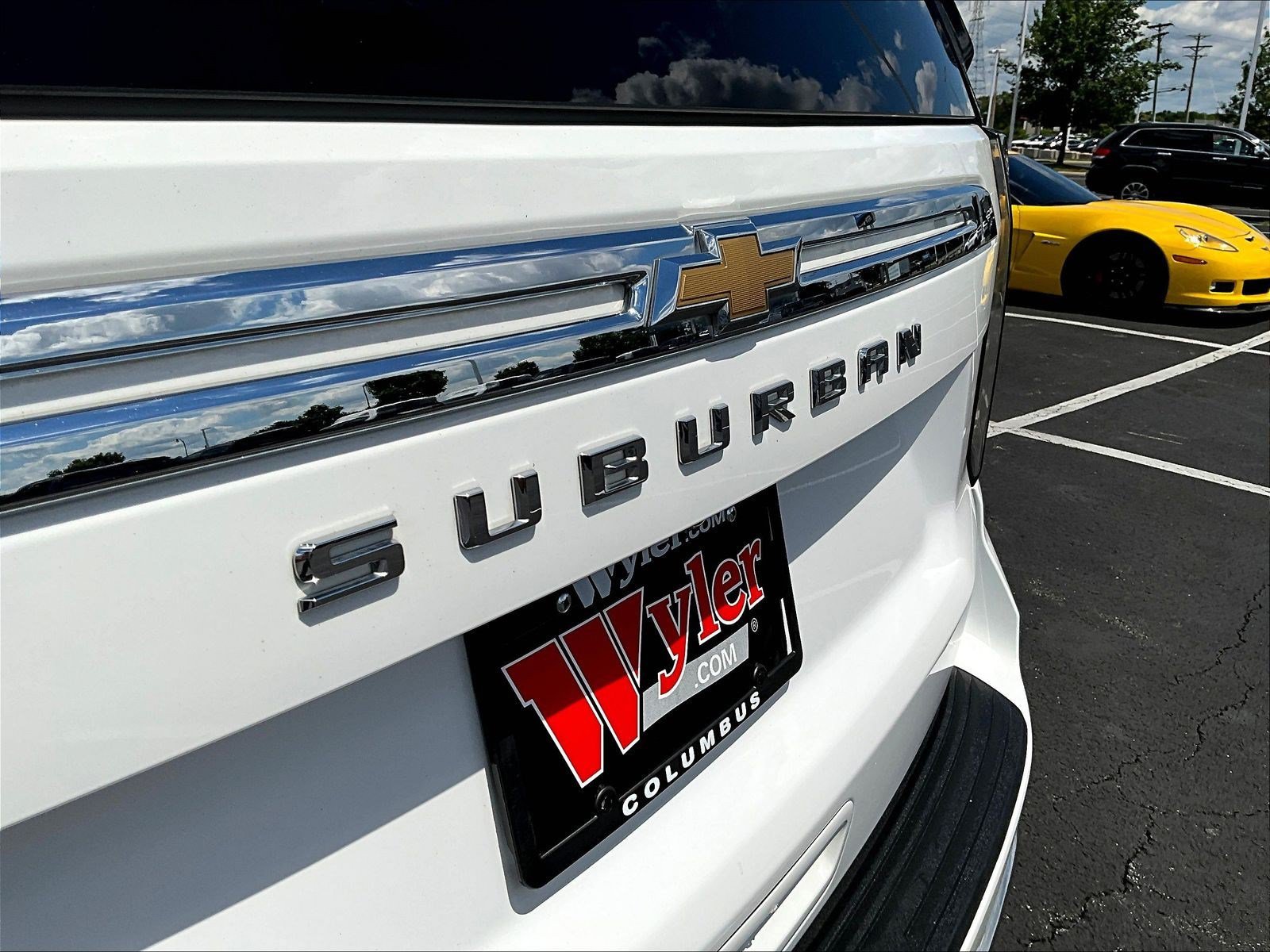 Used 2023 Chevrolet Suburban LS AWD/4WD image 24