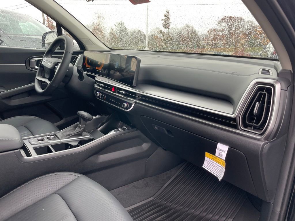 New 2026 Kia Sorento S w/ S Panoramic Sunroof Package image 32
