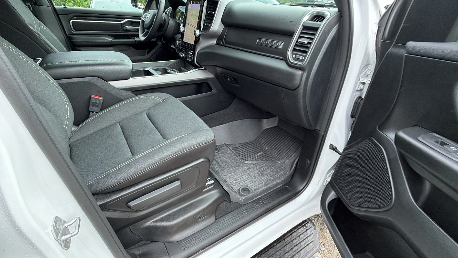 Used 2025 RAM 1500 Big Horn AWD/4WD image 19