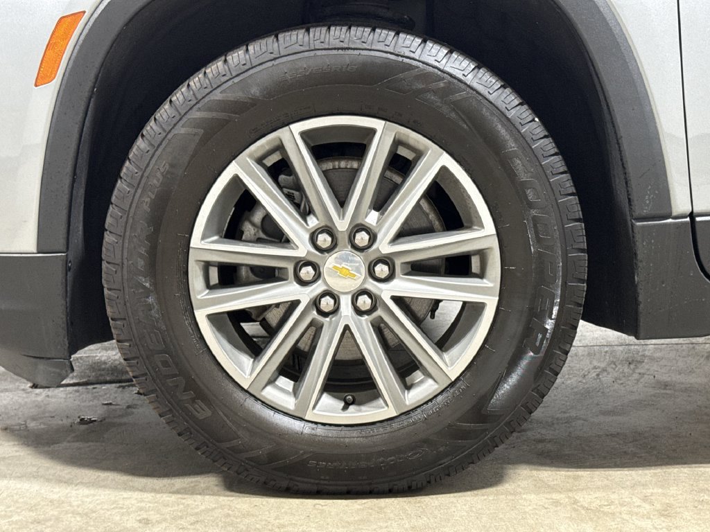 Used 2023 Chevrolet Traverse LT w/ LPO, Floor Liner Package AWD/4WD image 27