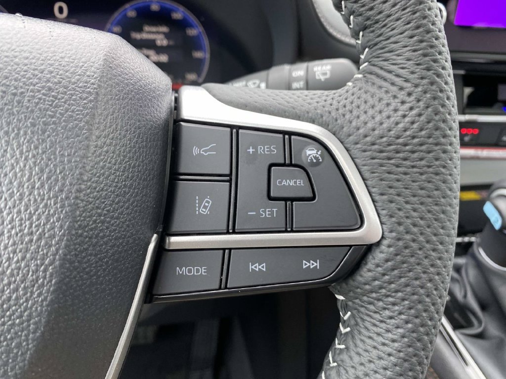 New 2026 Toyota Sienna XSE AWD/4WD image 15