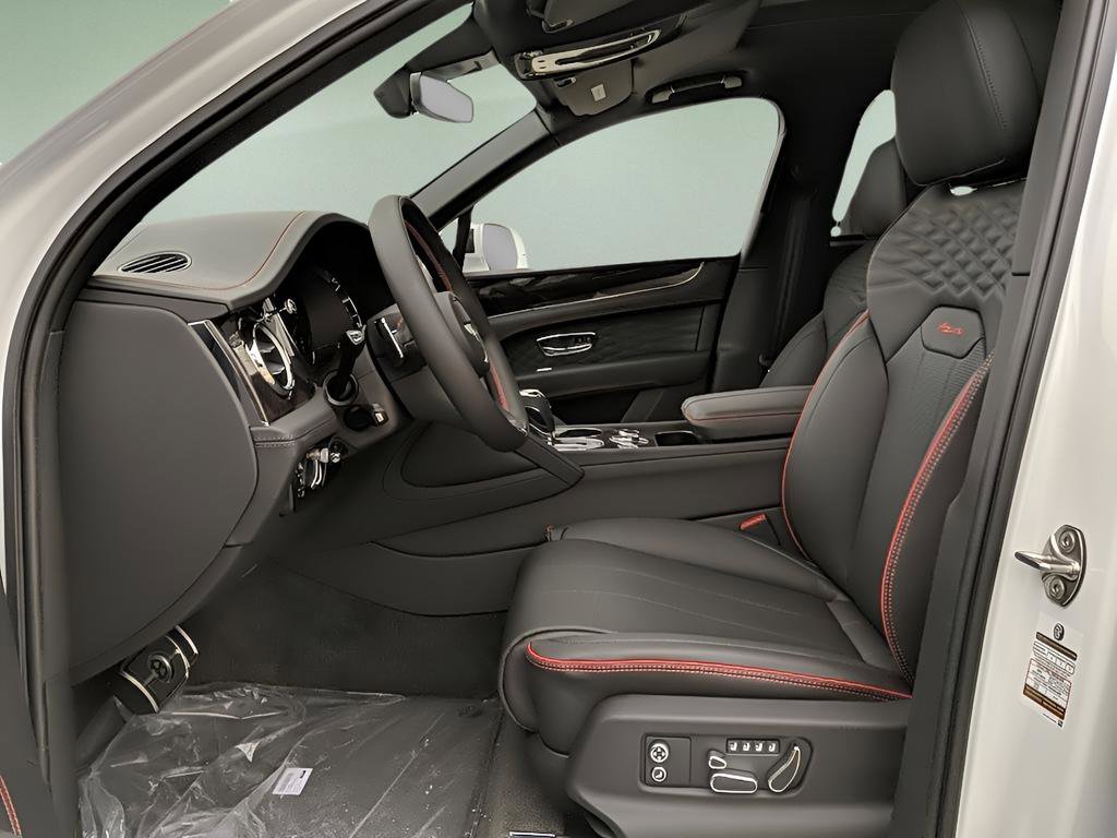 Used 2023 Bentley Bentayga Extended Wheelbase image 22