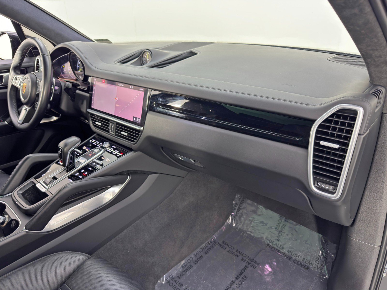 Used 2021 Porsche Cayenne Turbo S AWD/4WD image 15