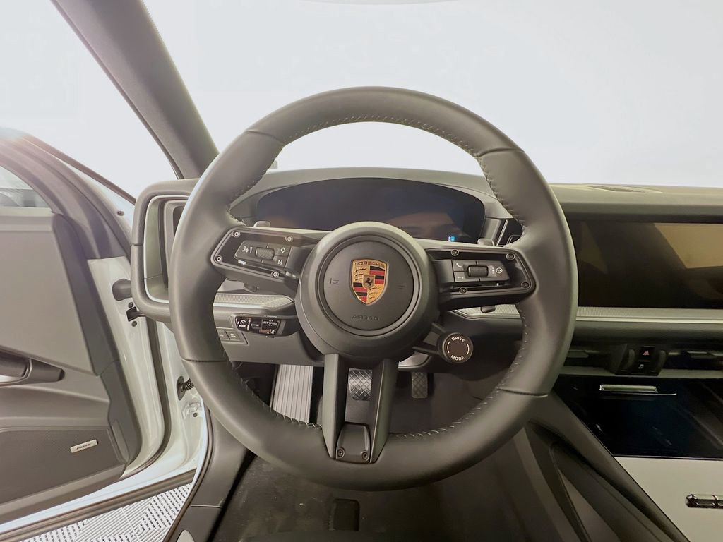 New 2026 Porsche Cayenne image 12