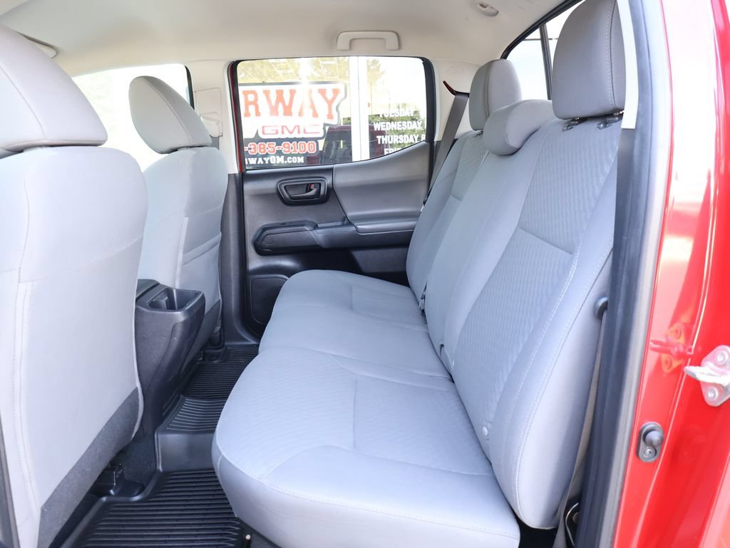 Used 2020 Toyota Tacoma SR AWD/4WD image 24