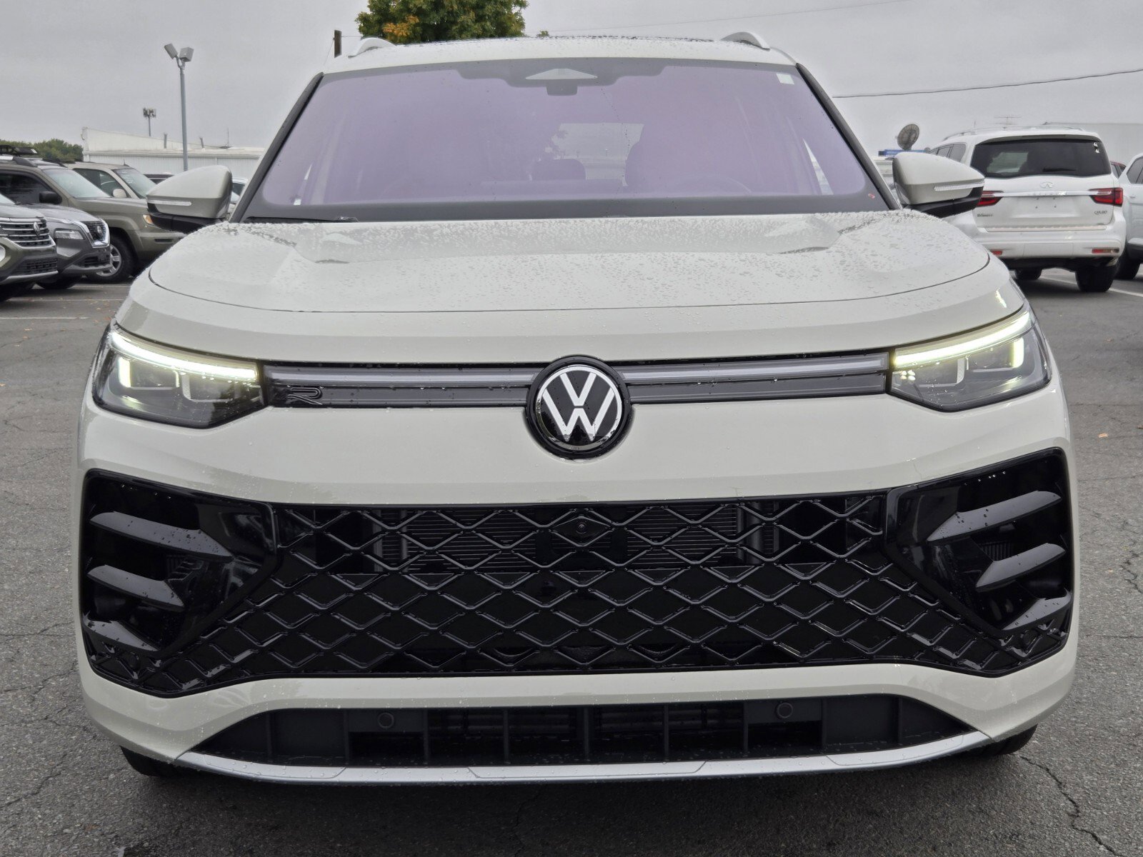 New 2026 Volkswagen Tiguan SEL R-Line image 16