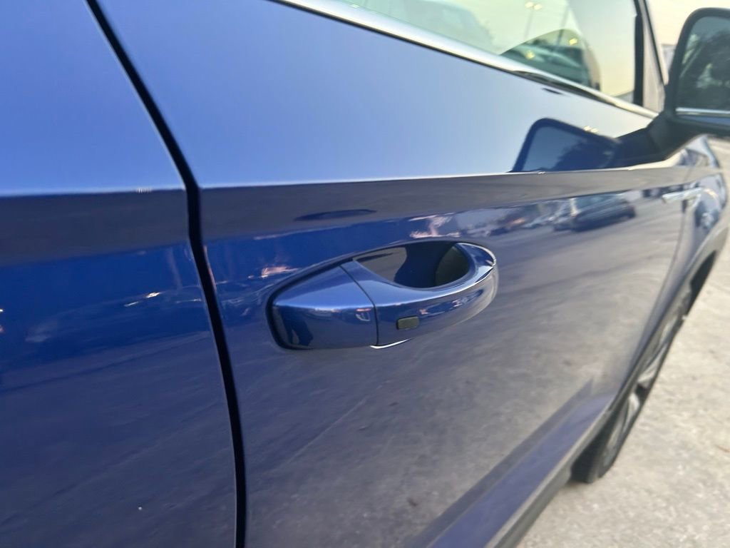 Used 2022 Volkswagen Taos SE w/ Driver Assistance Package image 29