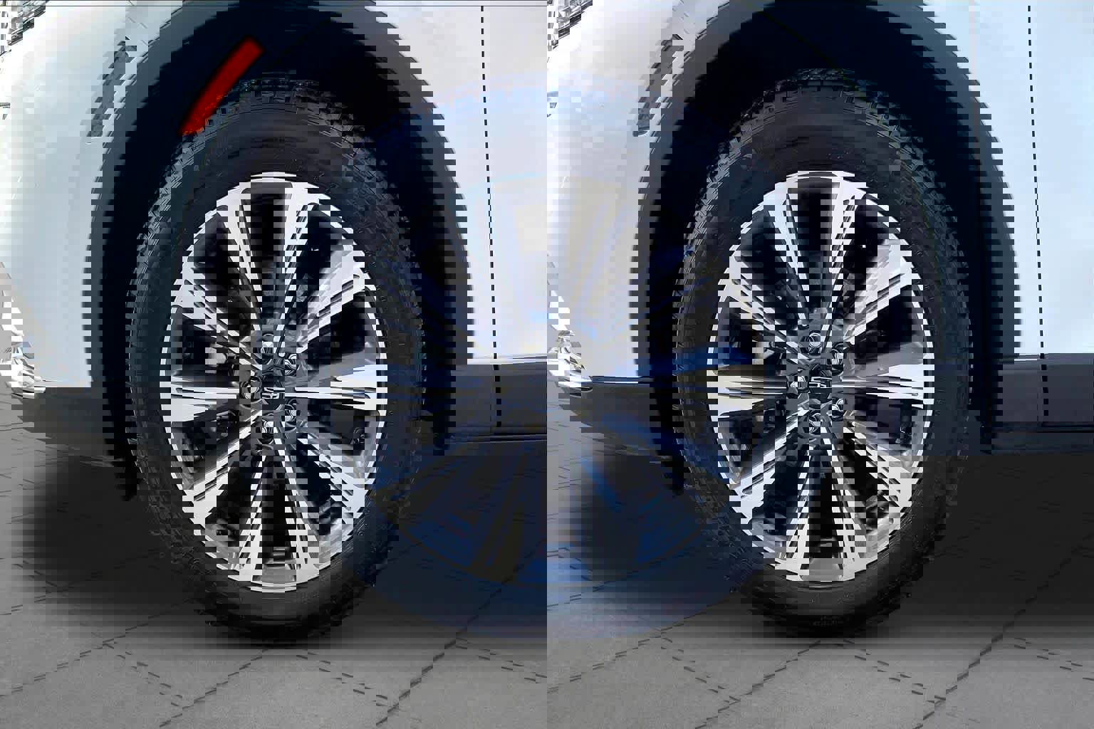 Used 2020 Lincoln Corsair Reserve image 10