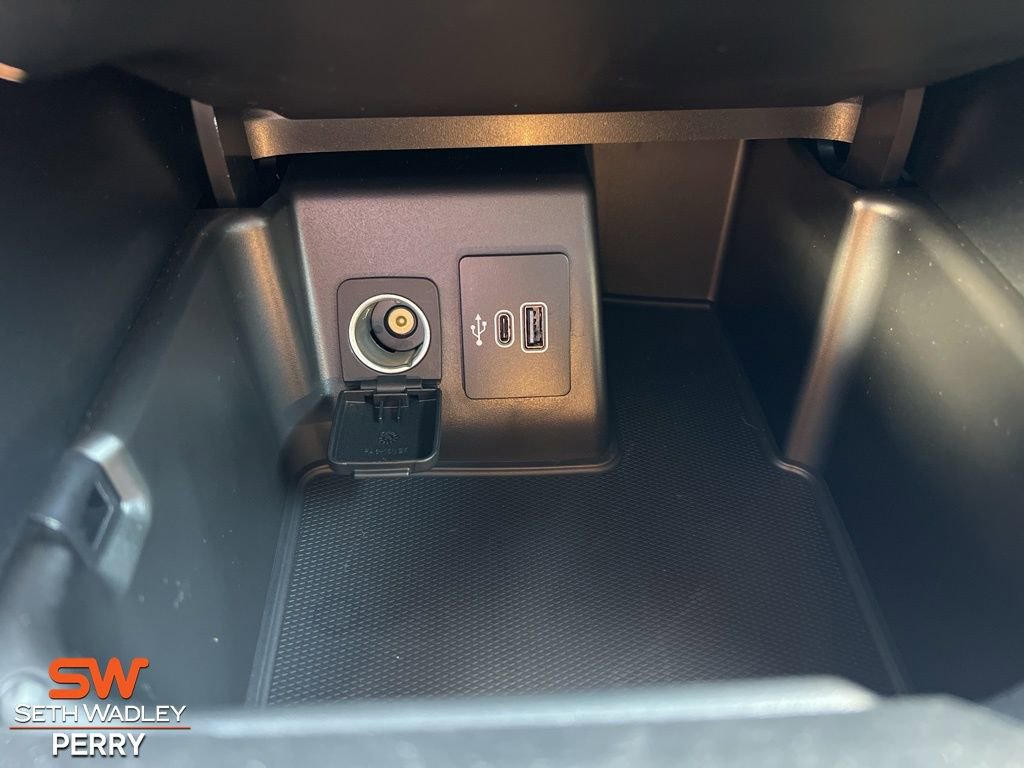 New 2025 Ford Explorer ST image 17