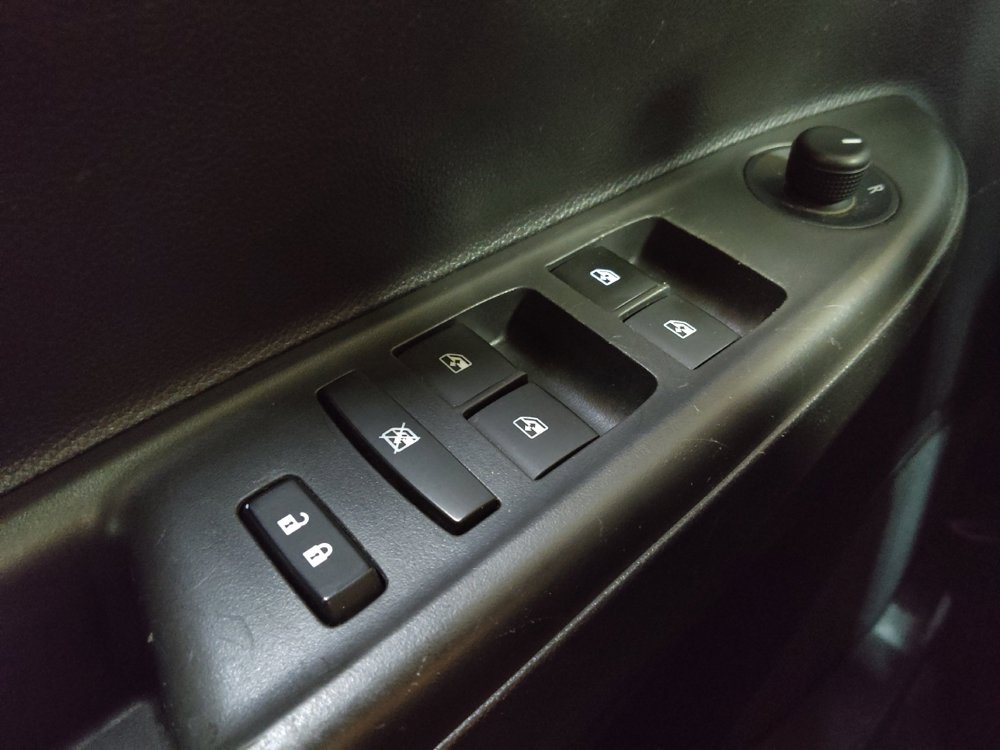 Used 2019 Chevrolet Spark LT FWD image 27