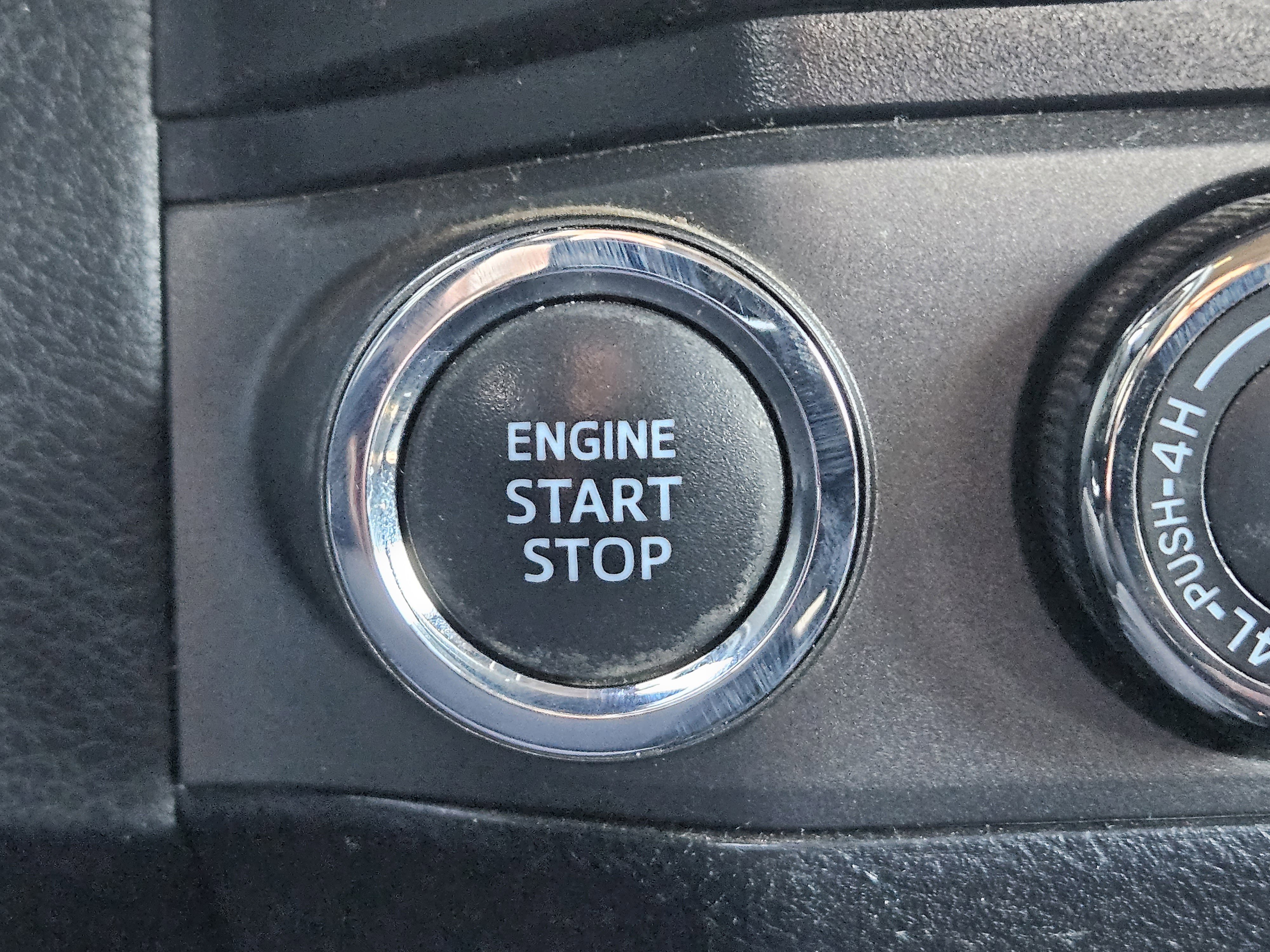 Used 2021 Toyota Tacoma TRD Off-Road w/ Technology Package image 23