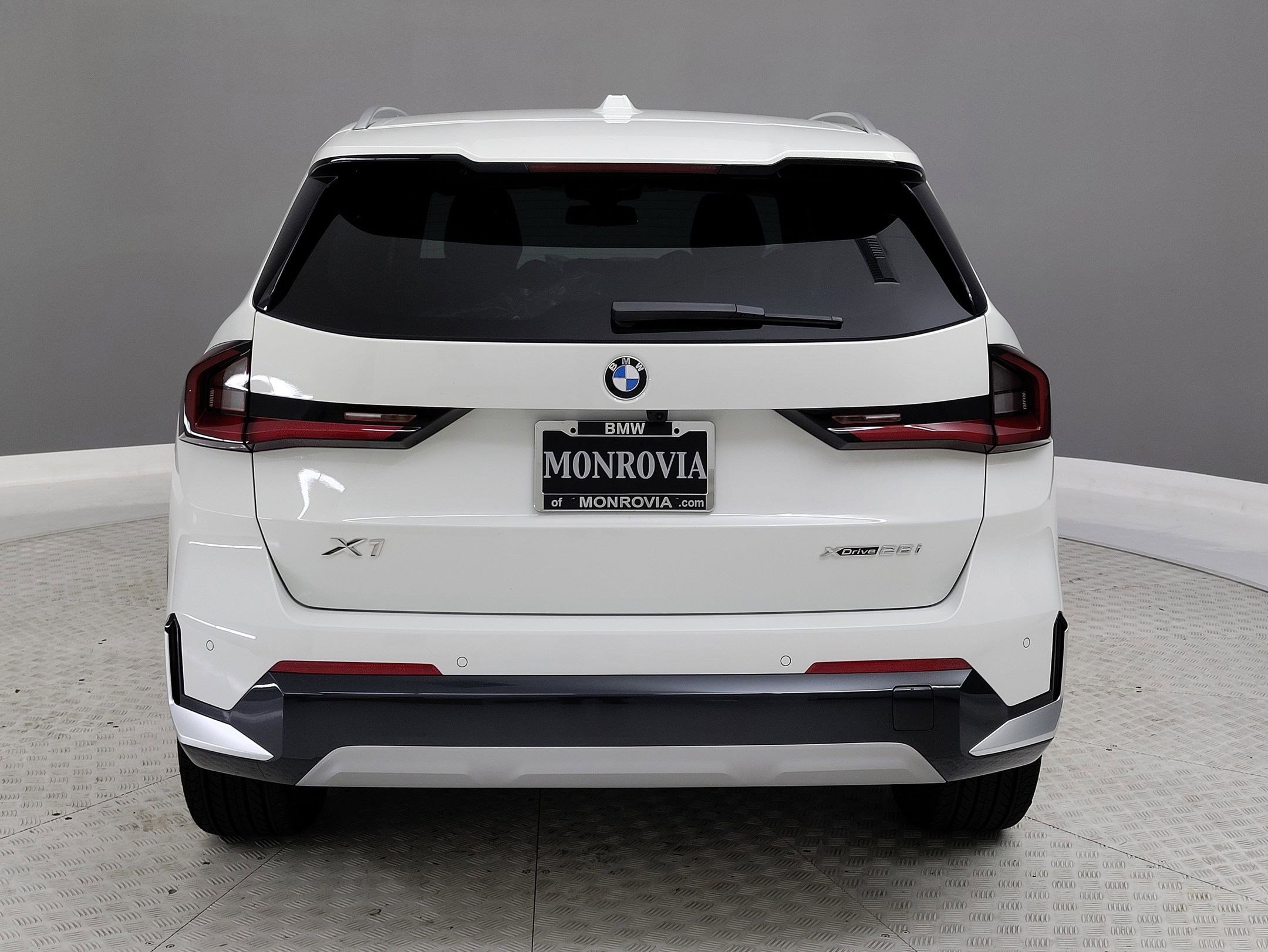 Used 2026 BMW X1 xDrive28i image 7