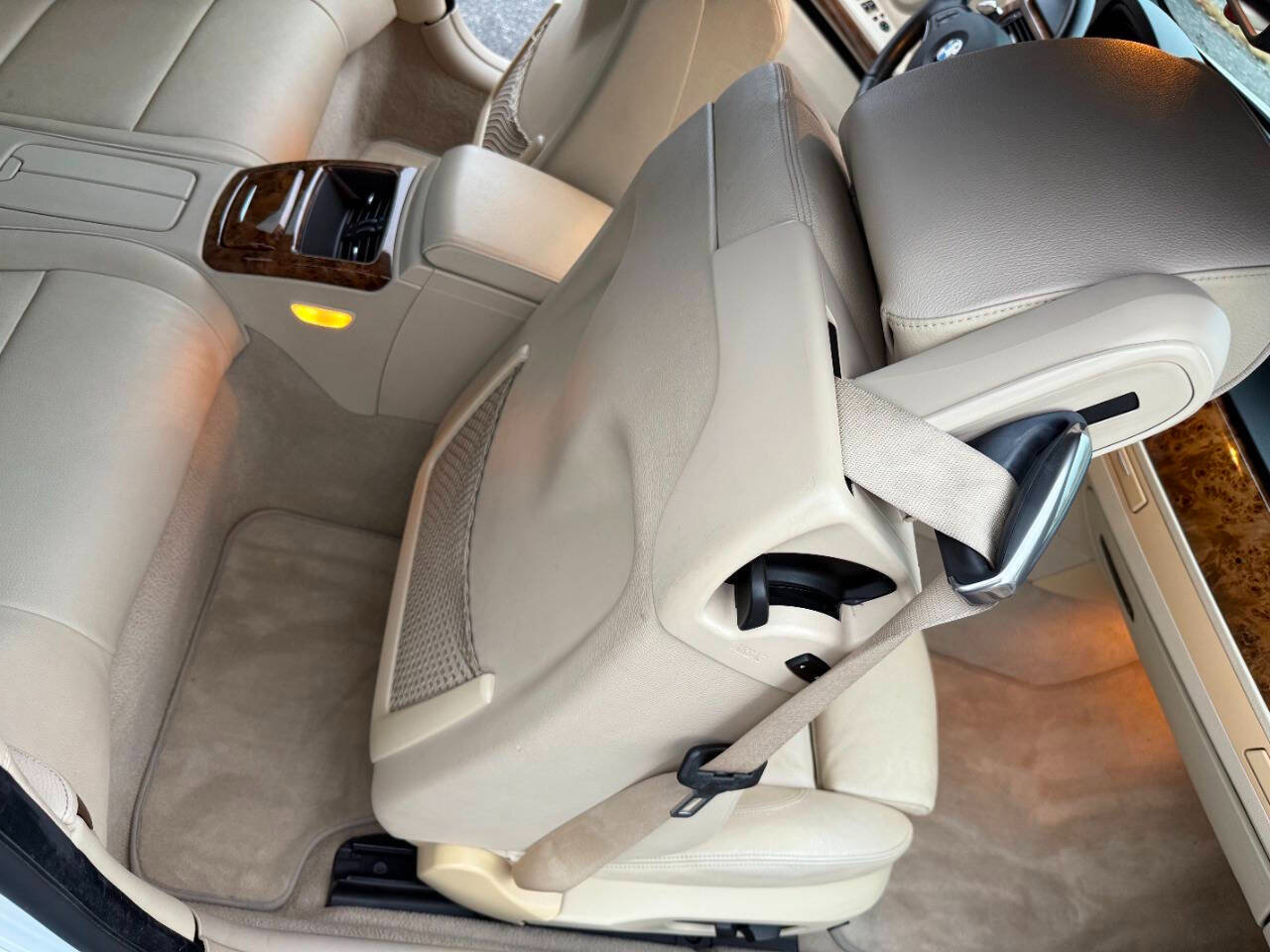 Used 2007 BMW 335i Convertible image 36