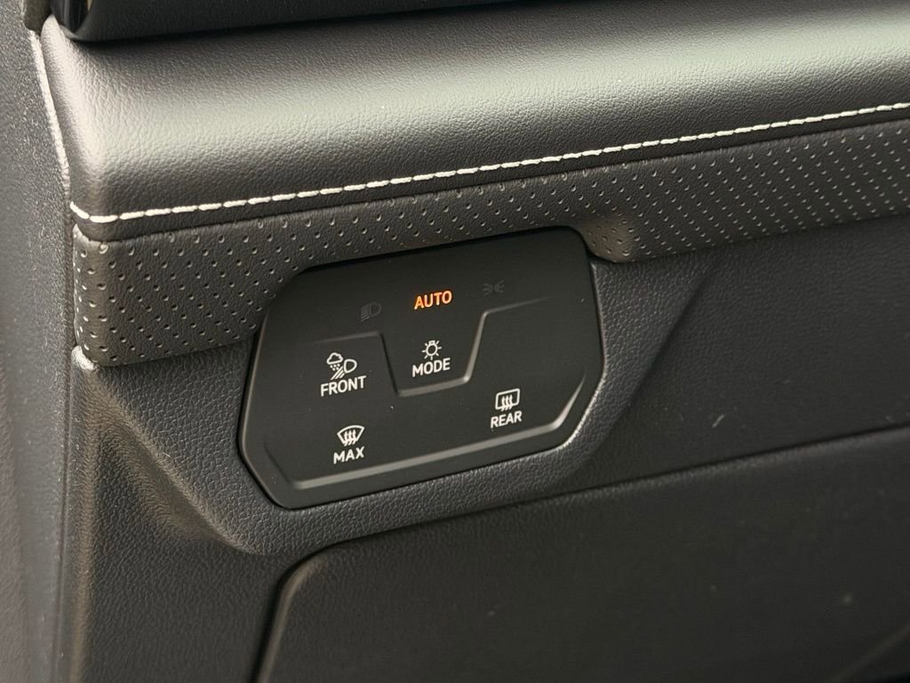 New 2026 Volkswagen Atlas SE image 21