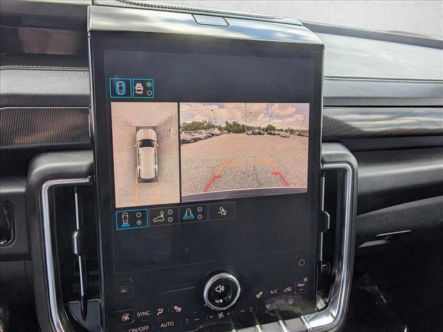 Used 2025 GMC Yukon Elevation AWD/4WD image 14