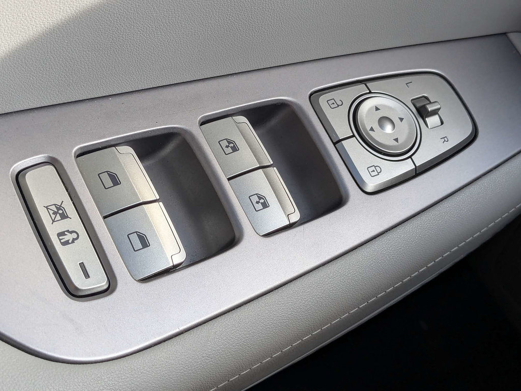 Used 2024 Hyundai Palisade SEL FWD image 24