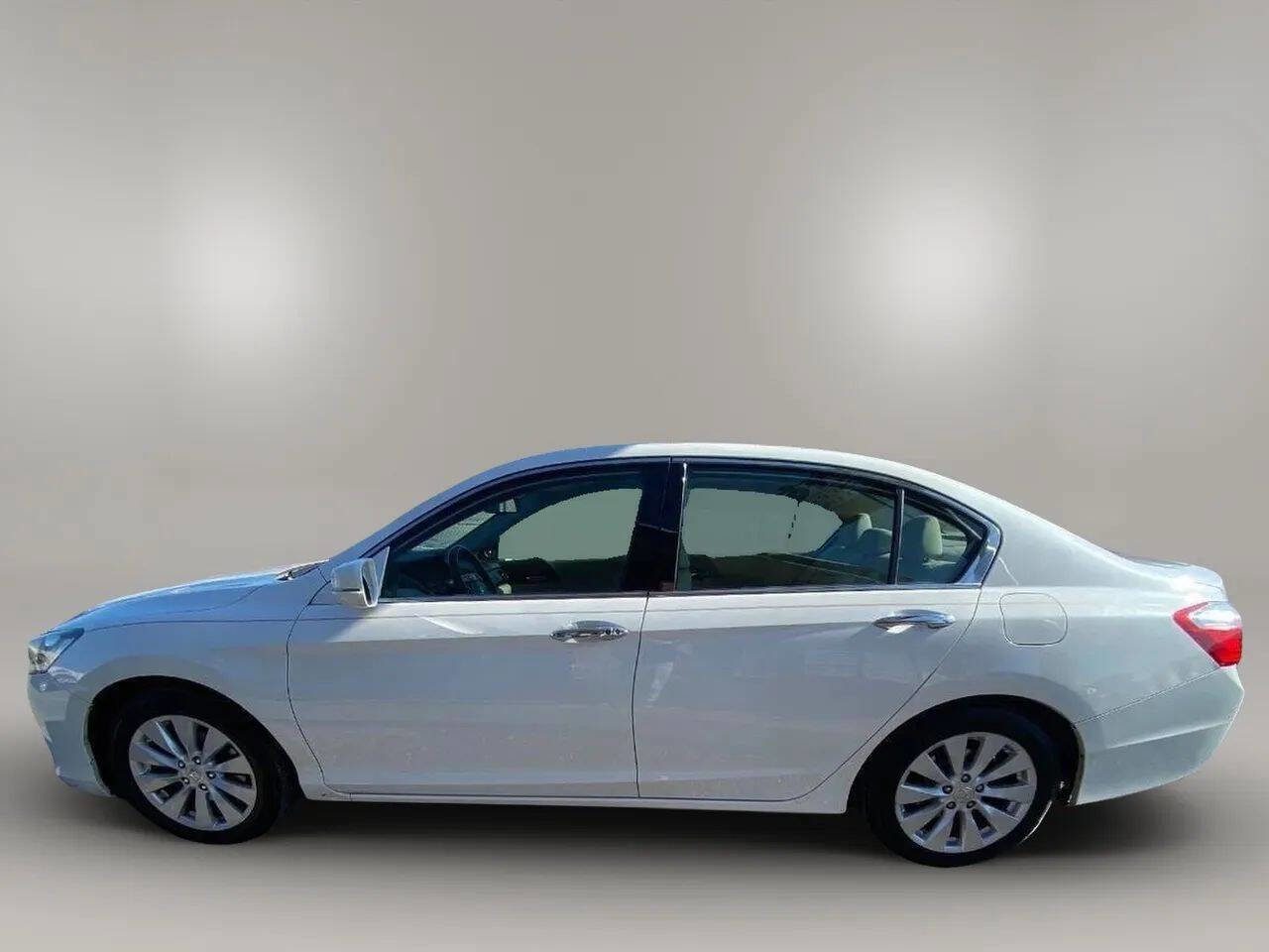 Used 2013 Honda Accord EX-L image 9