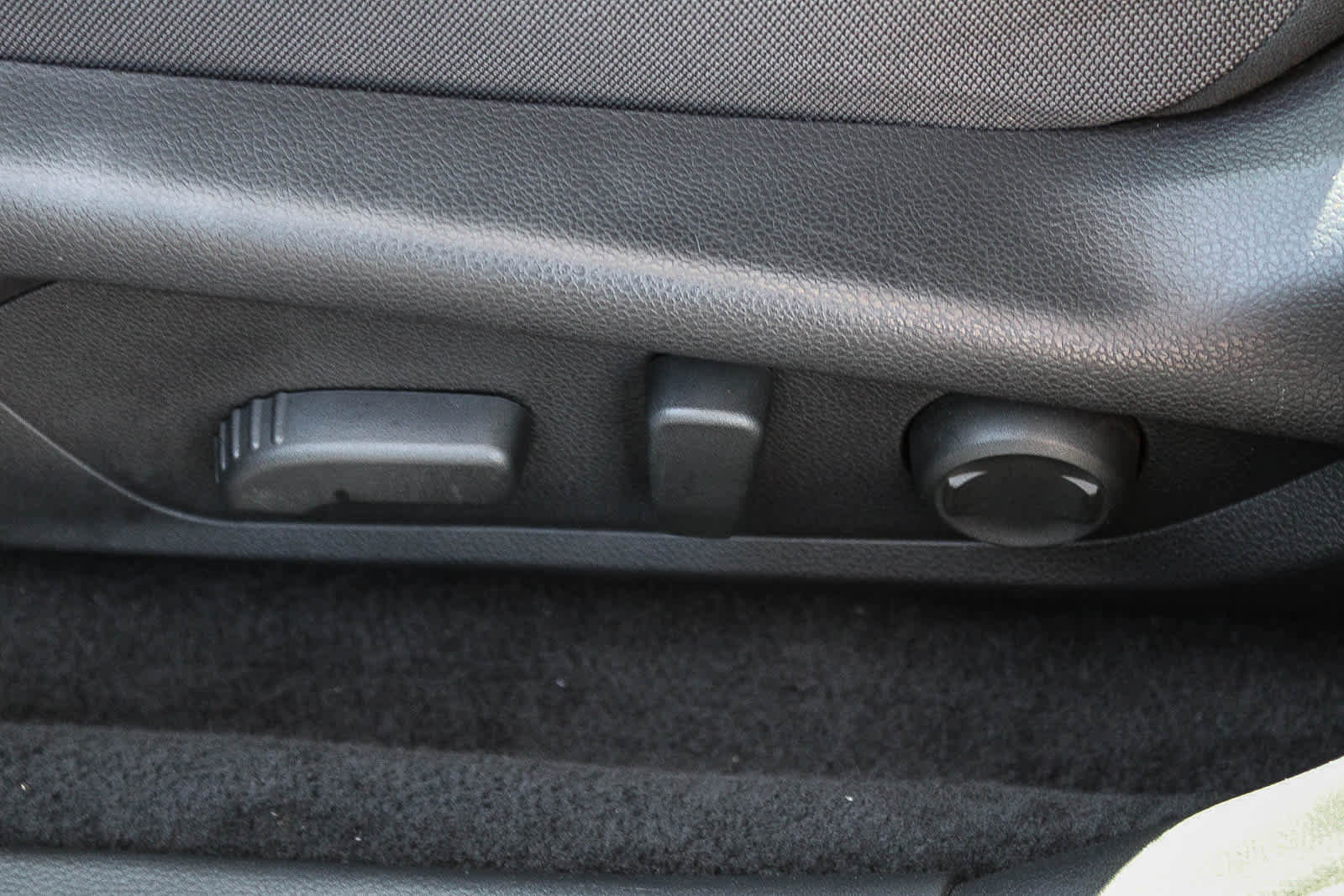 Certified 2024 Subaru Crosstrek 2.5i Sport w/ Crosstrek Mirror Package image 21