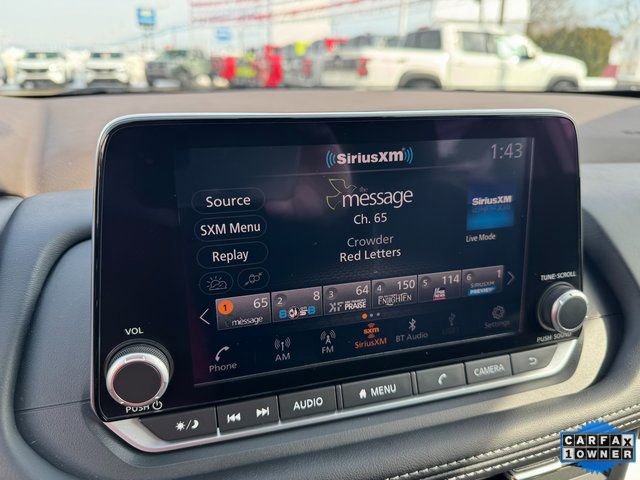 Used 2023 Nissan Rogue SV image 13