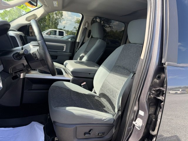 Used 2016 RAM 1500 Lone Star AWD/4WD image 10