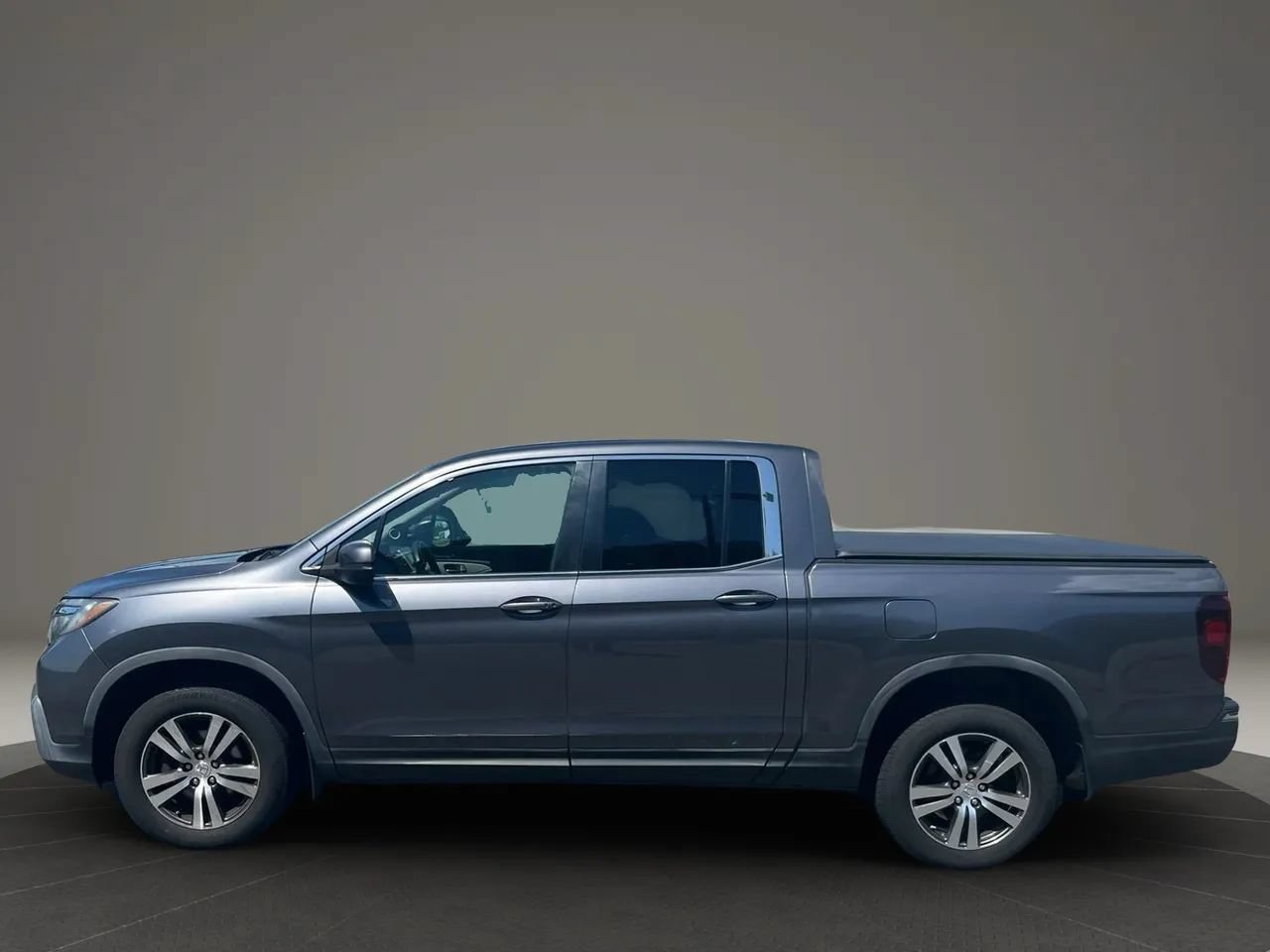 Used 2017 Honda Ridgeline RTS image 3