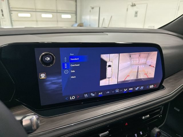 Certified 2026 Chevrolet Suburban Premier w/ Sun And Tow Package AWD/4WD image 29