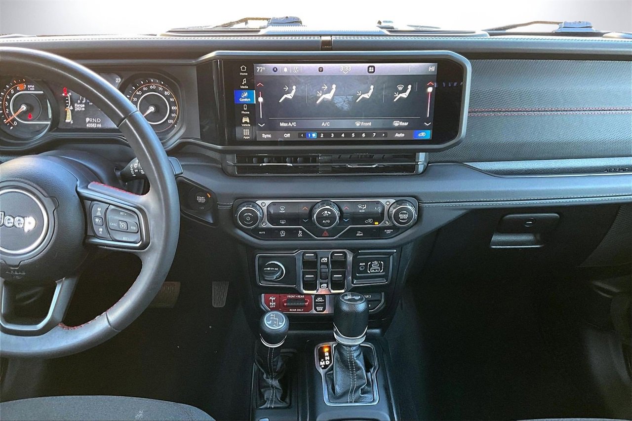 Certified 2024 Jeep Wrangler Unlimited Rubicon image 12