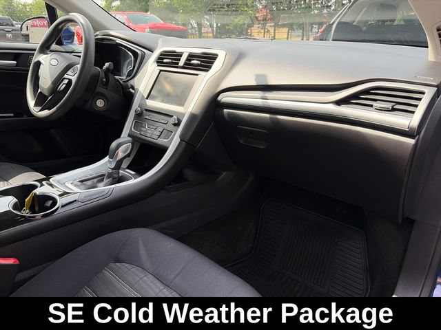 Used 2016 Ford Fusion SE FWD image 14