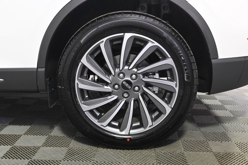 New 2026 Lincoln Corsair Reserve image 18