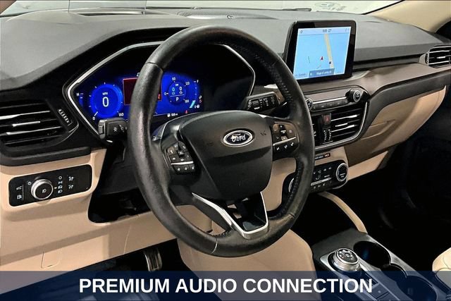 Used 2020 Ford Escape Titanium w/ Titanium Premium Package 2.0 AWD/4WD image 23