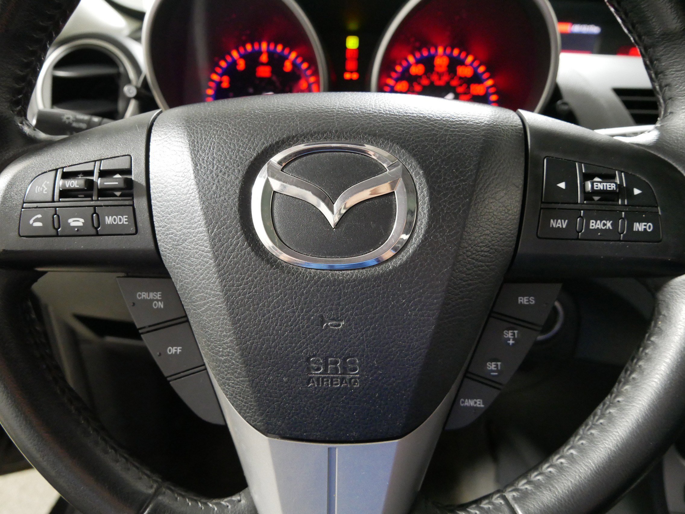 Used 2011 MAZDA MAZDA3 s Grand Touring w/ Tech Pkg image 25
