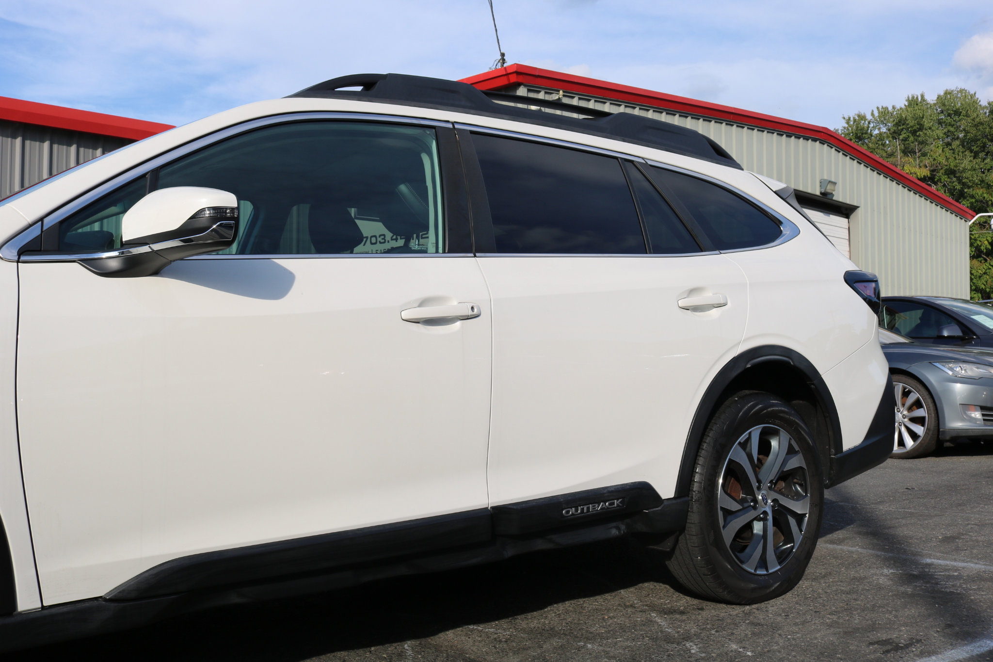 Used 2020 Subaru Outback Limited image 8