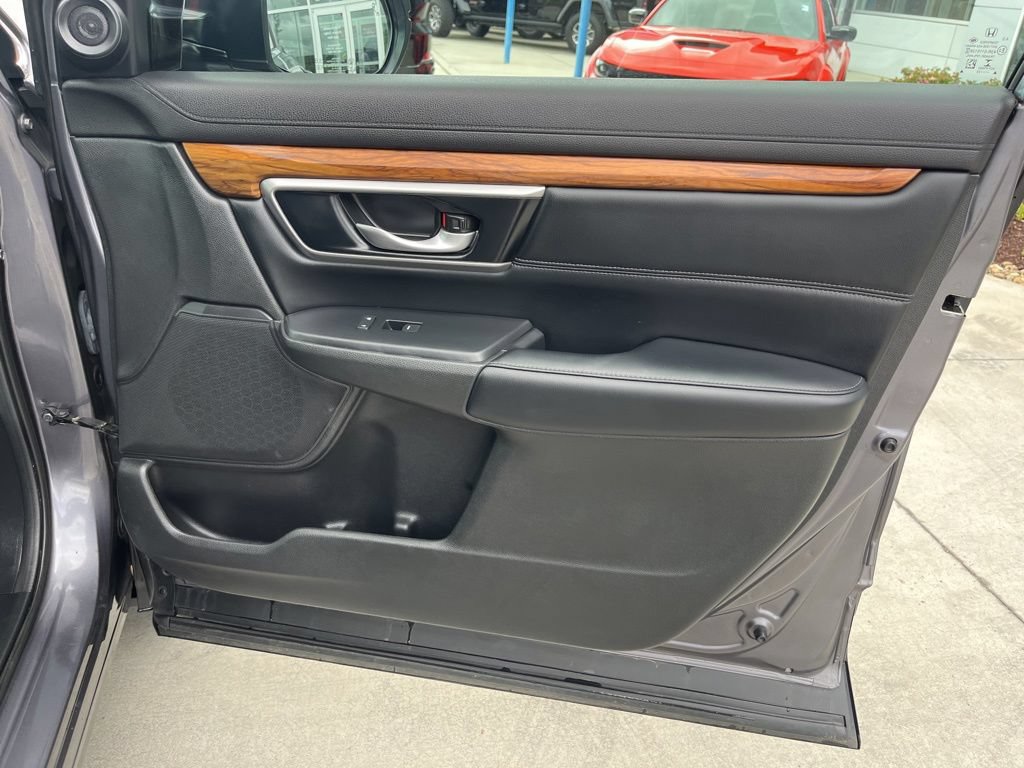 Used 2022 Honda CR-V Touring image 29