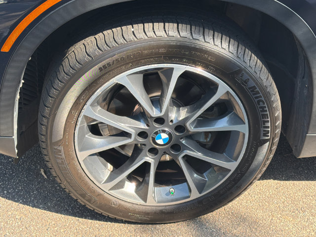Used 2017 BMW X5 xDrive35i AWD/4WD image 4