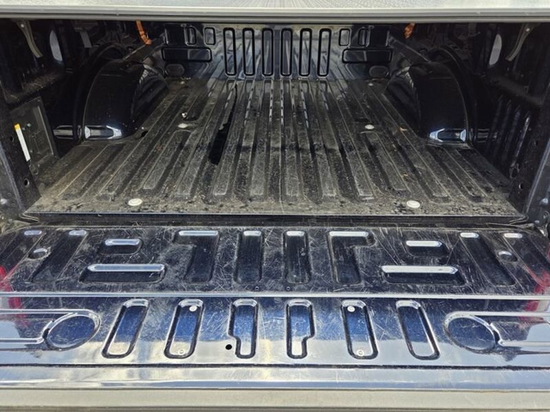 Used 2023 Ford F150 Lariat w/ Equipment Group 502A High image 11