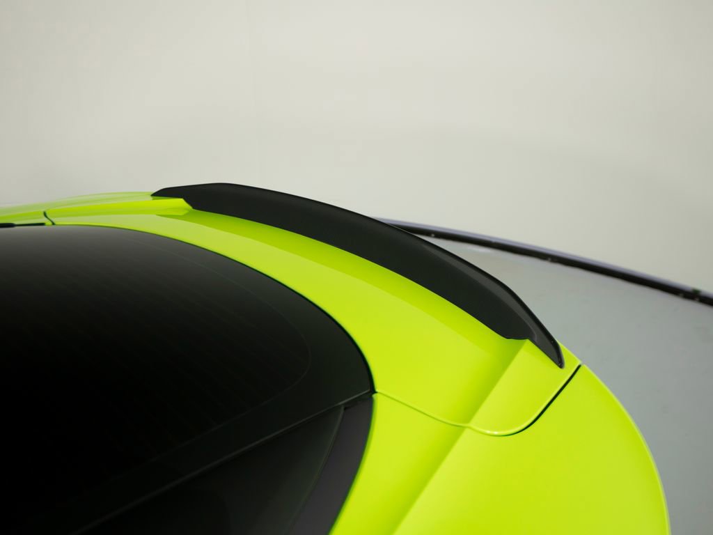 Used 2022 Aston Martin DBS Superleggera RWD image 41