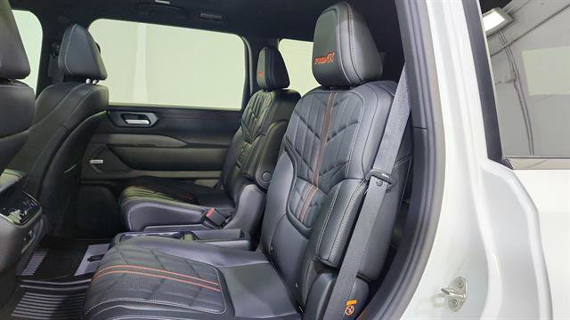 New 2026 Nissan Armada PRO-4X AWD/4WD image 23